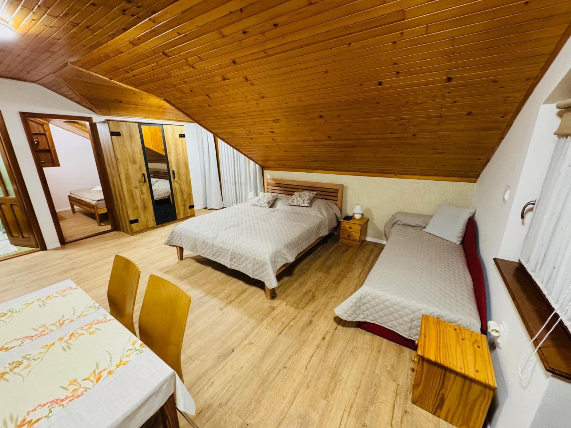 Apartmany u Janka Vinné Jazero Esterno foto