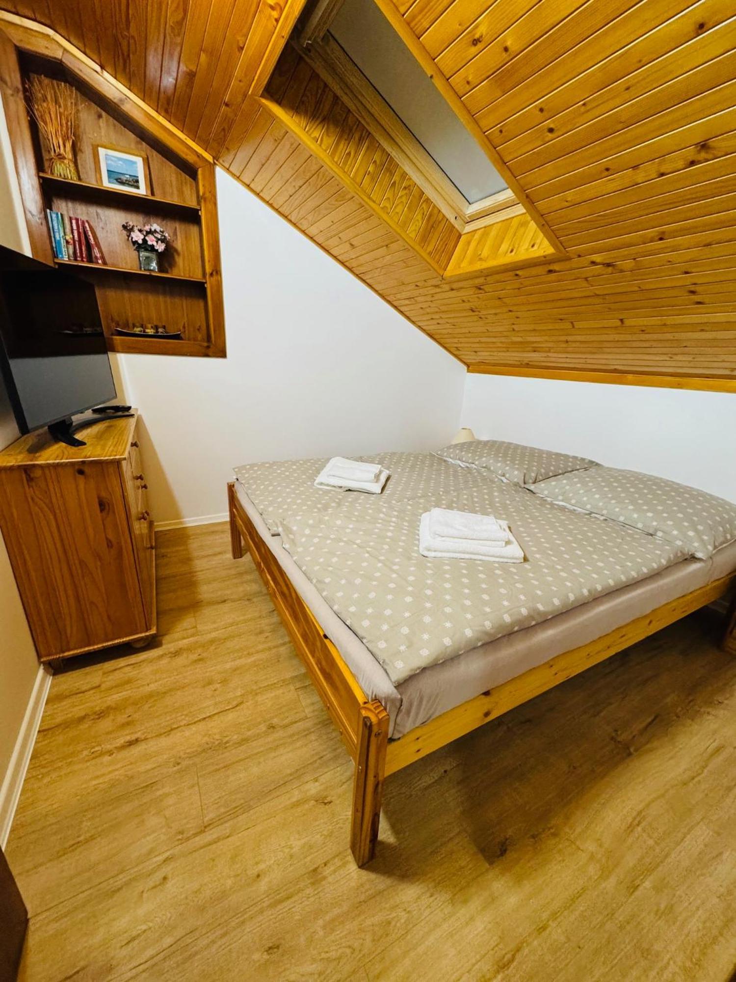 Apartmany u Janka Vinné Jazero Esterno foto