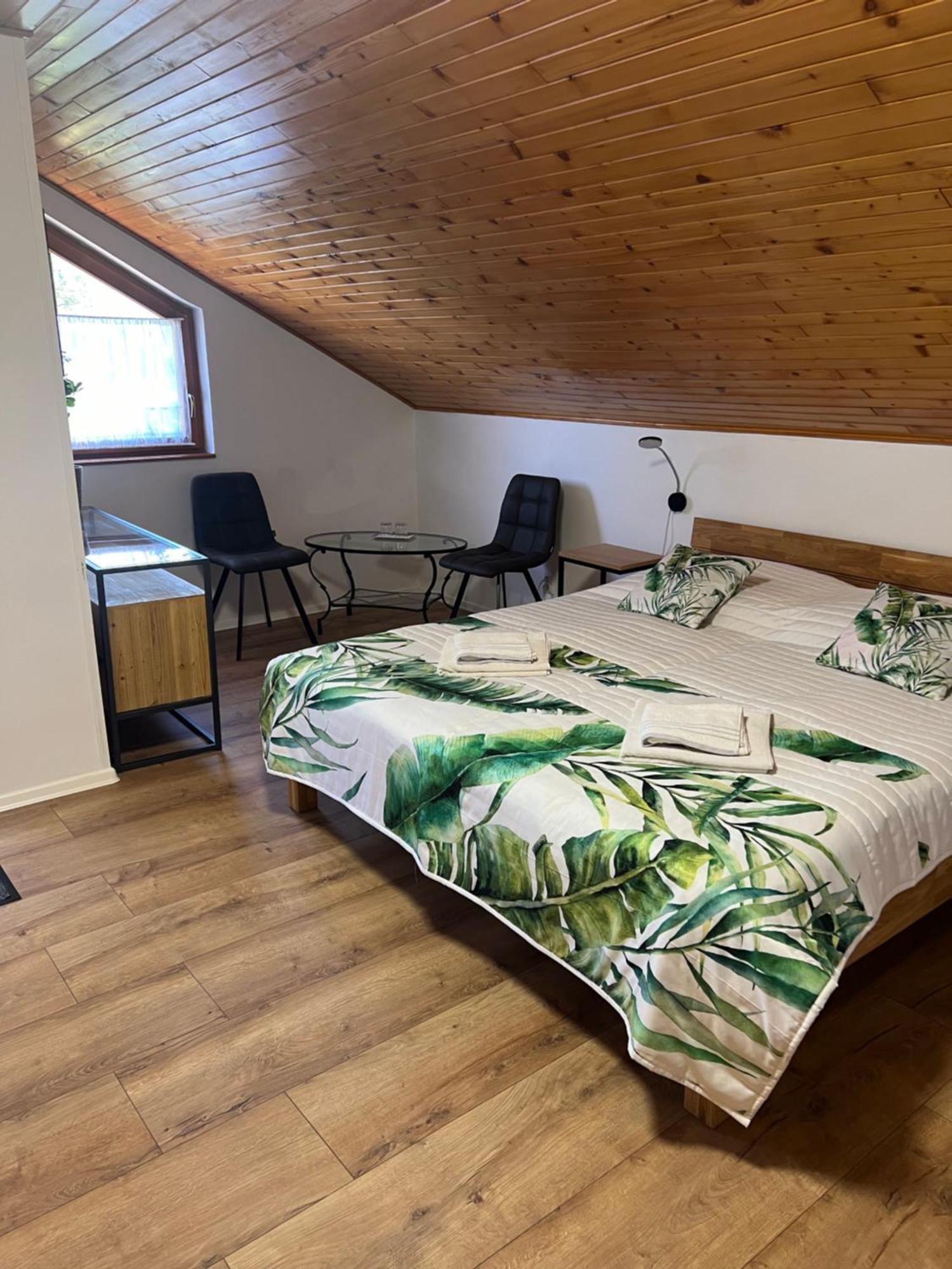 Apartmany u Janka Vinné Jazero Esterno foto