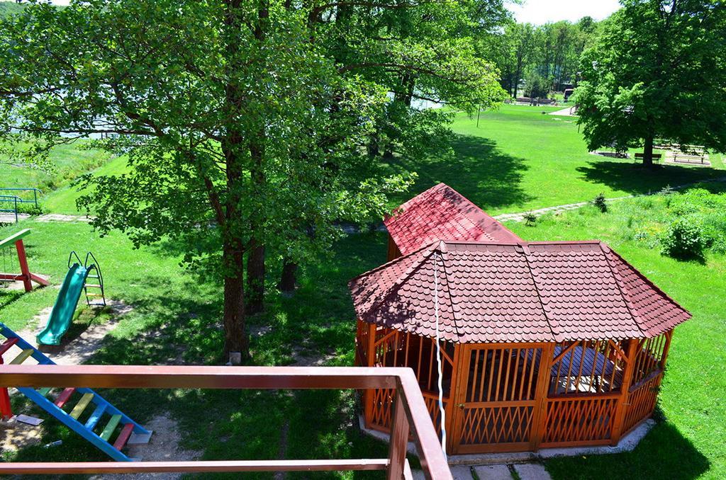 Apartmany u Janka Vinné Jazero Esterno foto
